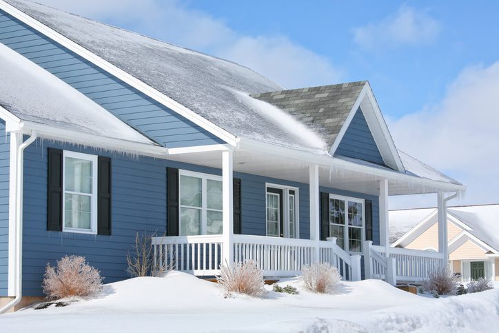Common Winter Roofing Problems affecting New England