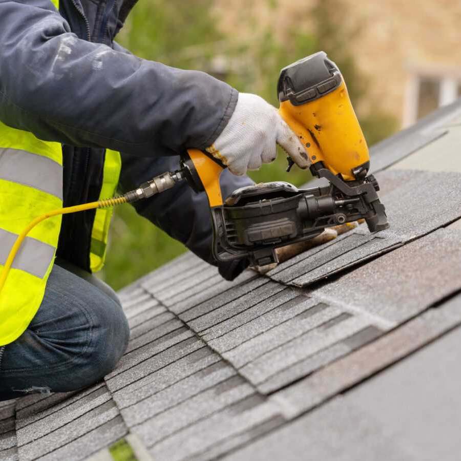 roofer-working-scaled-2