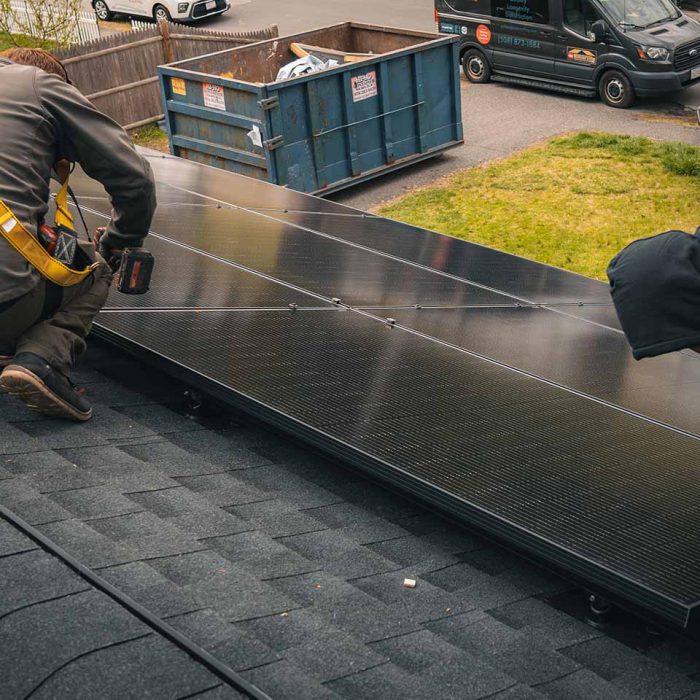 solar roof work image